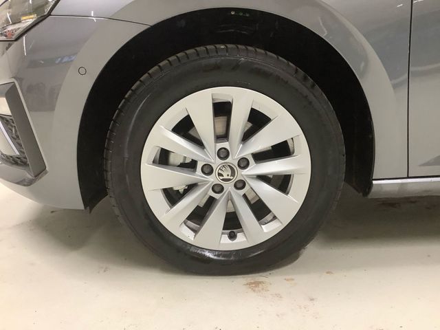 Scala Selection Automatik NAVI PDC ALU LED KLIMA