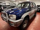 Mitsubishi L200 L200 d.cab 2.5 tdi GLS Target 4w - gebrauchte Mitsubishi L200 aus dem Jahr 2000