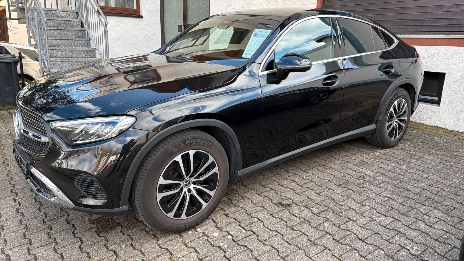 Mercedes-Benz Coupe GLC 220 d 4Matic Facelift Service/ HU neu!