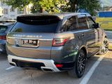 Land Rover Range Rover Sport 3.0 SDV6 HSE Dynamic - Land Rover Range Rover Sport von privat