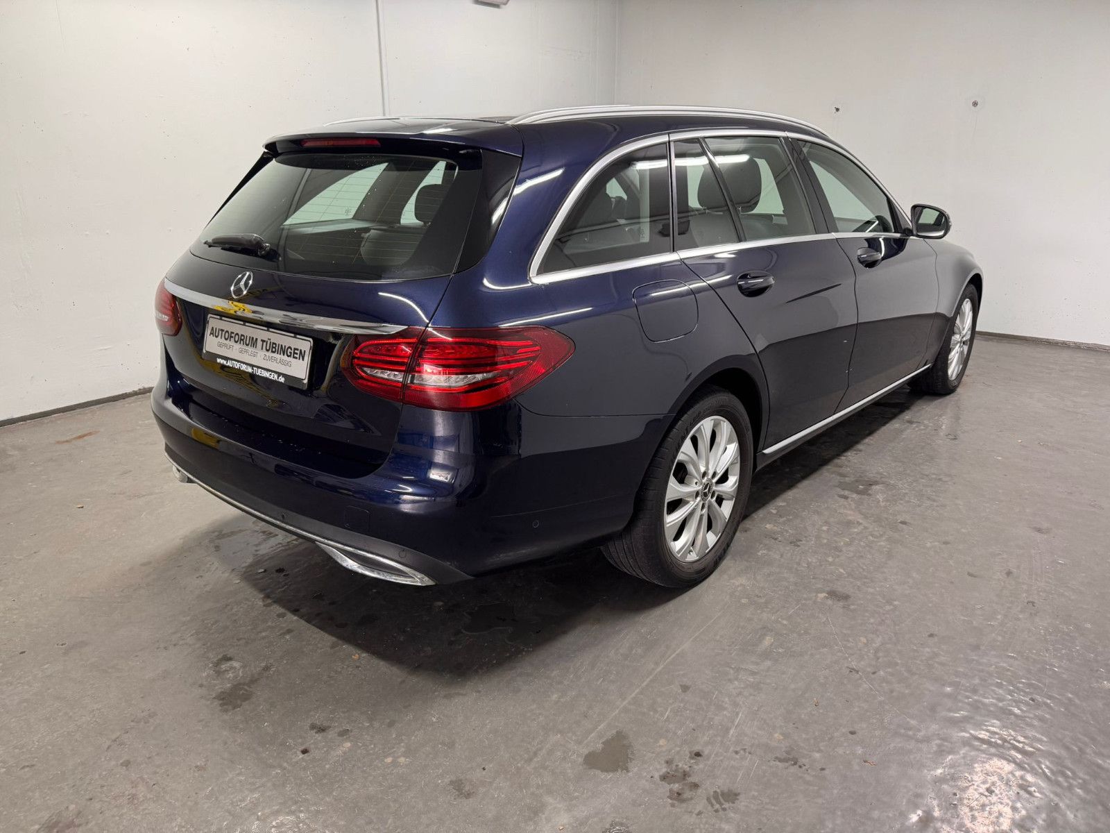 Fahrzeugabbildung Mercedes-Benz C 220 d T Autom. *AVANTGARDE*LUXURY*NAVI*SH*