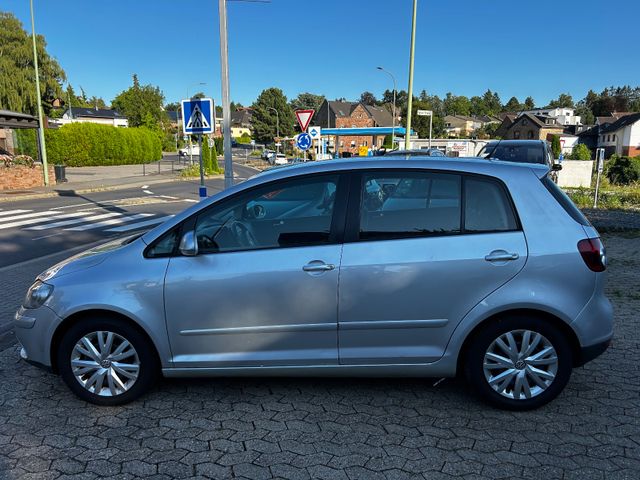 Volkswagen Golf Plus 1.9TDI Scheckheftgepflegt - AHK - TÜV