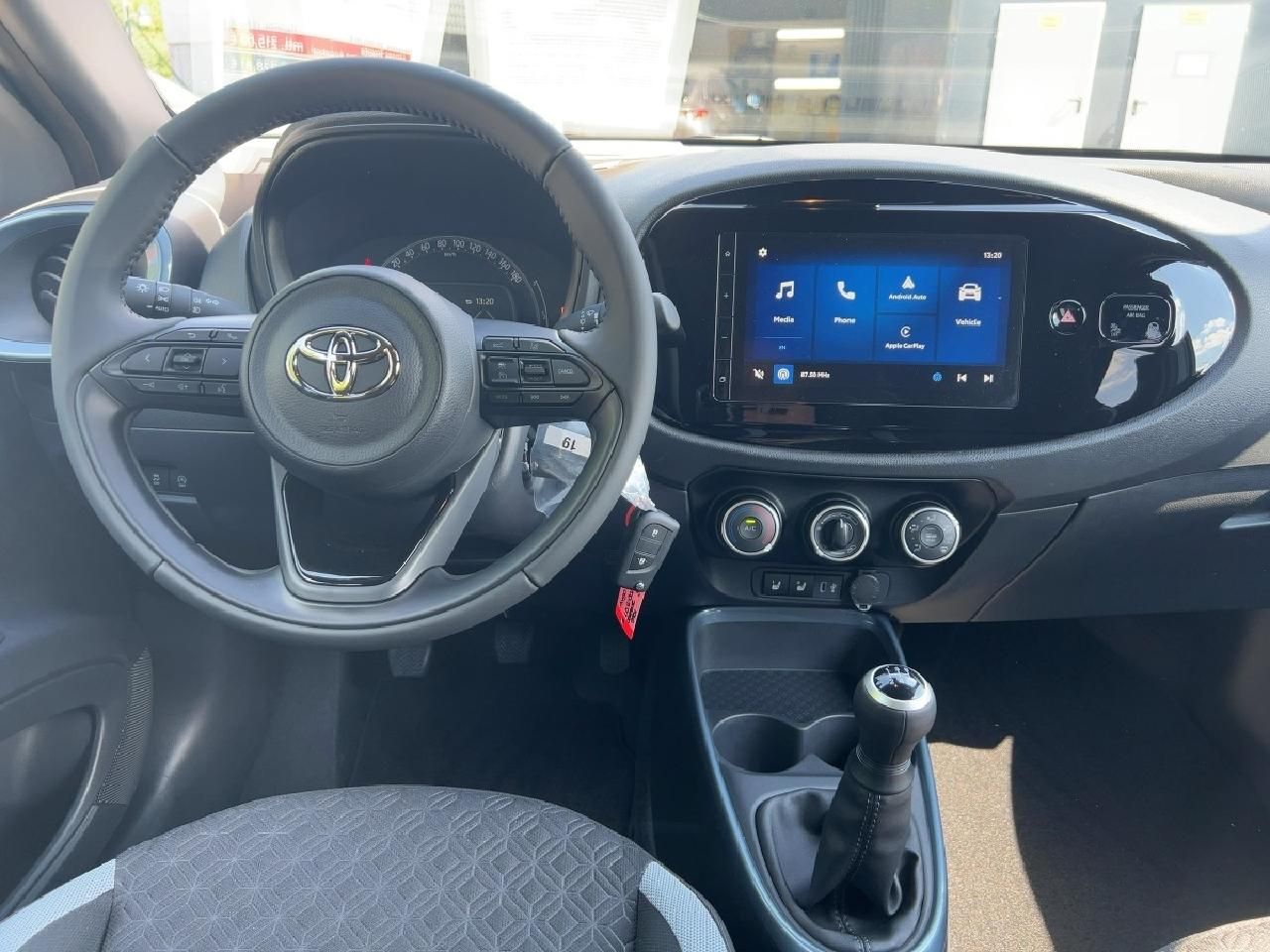 Fahrzeugabbildung Toyota Aygo X Teamplayer M/T