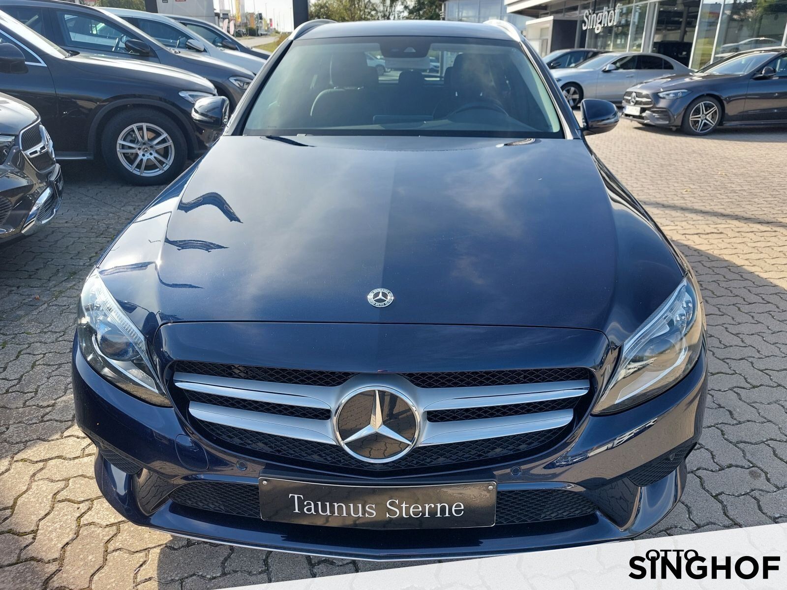 Fahrzeugabbildung Mercedes-Benz C 200 T Avantgarde +dyn.LED+Comand+Rü Kam+Leder+