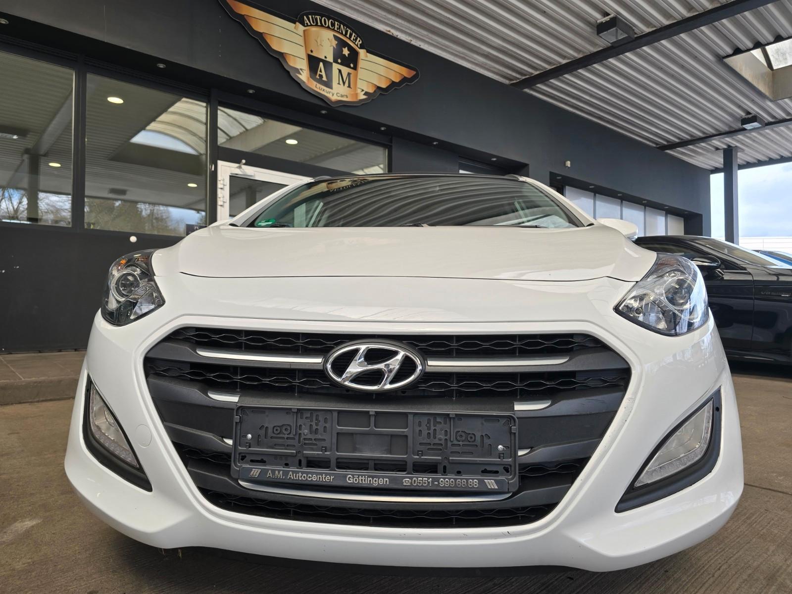 Hyundai i30 Kombi 1.6 GDi blue Passion Automatik Park/LM