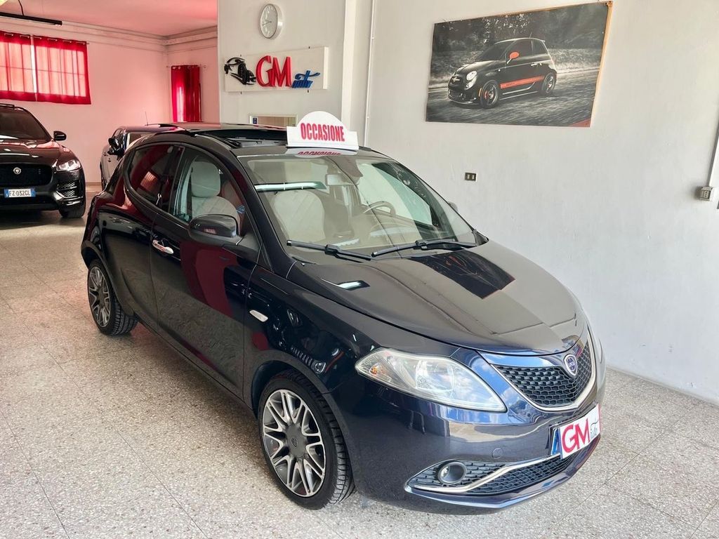 Image of Lancia Ypsilon