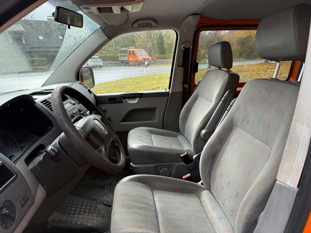 Volkswagen T5 Kombi