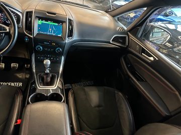 MYAUTOCENTER – Gebraucht- und Jahreswagen mit Werkstattservice in Pfaffenhofen Ford S-Max ST-Line *2. Hand*AHK*Klima*Navi*7-Sitzer*