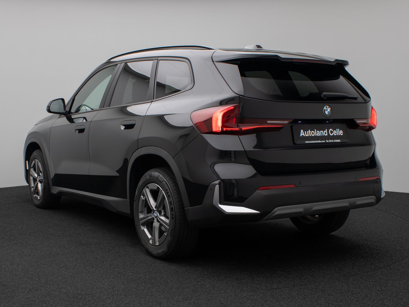 Fahrzeugabbildung BMW X1 sD18d  Kamera DAB Fernlichtassist Sport LED