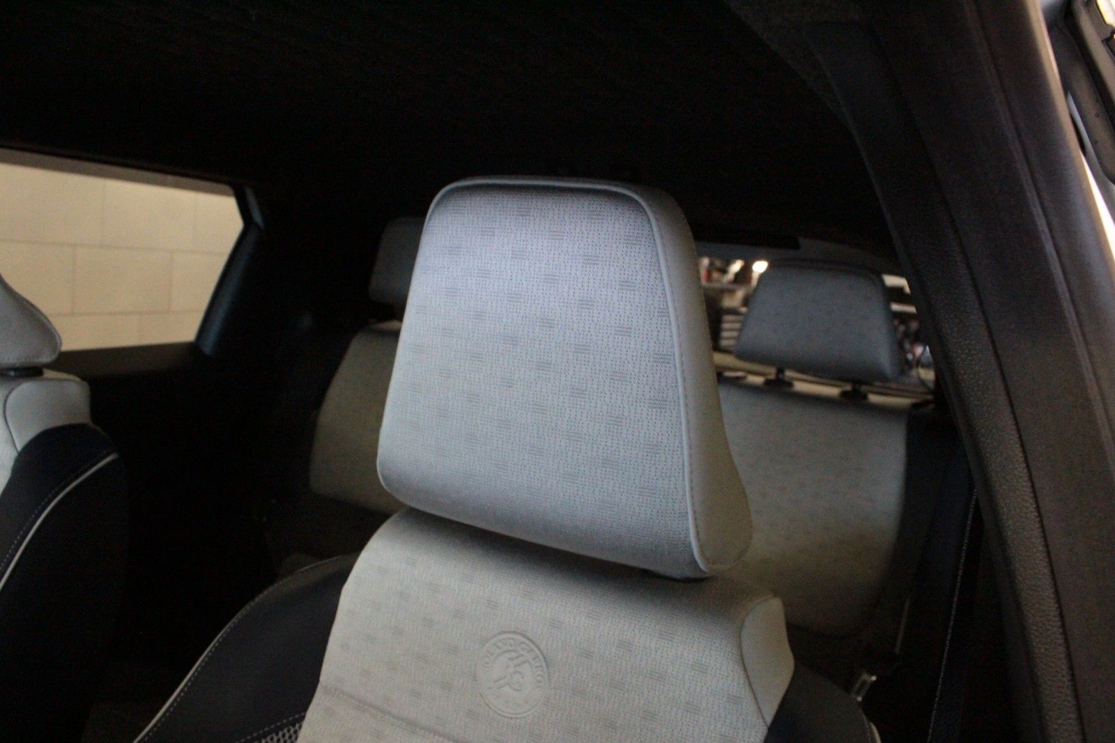 Fahrzeugabbildung Renault R 5 E-Tech 150 Comfort Range Rolland-Garros