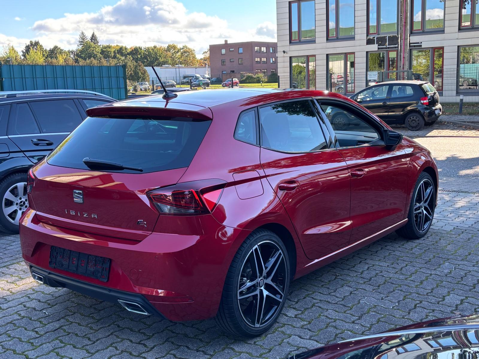 Seat Ibiza FR+LED+Pano+Navi+DAB+CarPlay+RFK