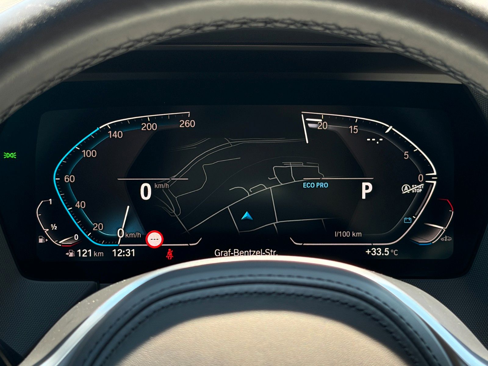 Fahrzeugabbildung BMW 218i Gran Coupe M Sport Shadow Pano HiFi KZG LHZ