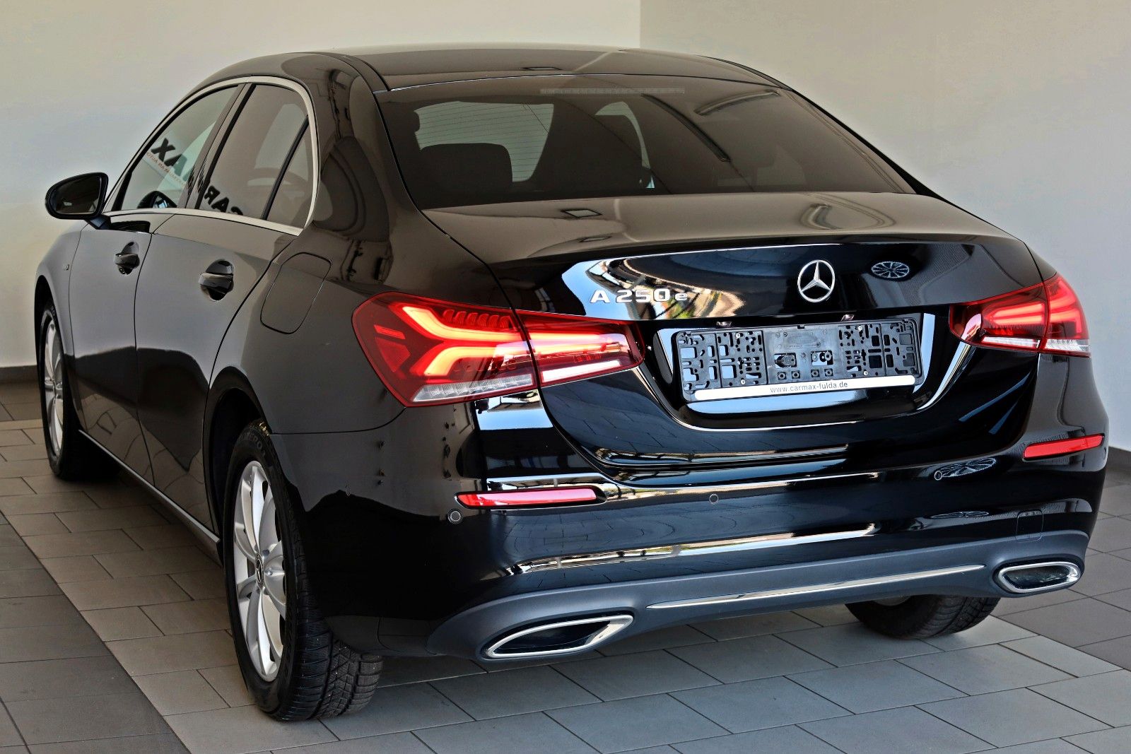 Fahrzeugabbildung Mercedes-Benz A 250e Progressive Lim. T.Leder,Navi,LED,Kamera