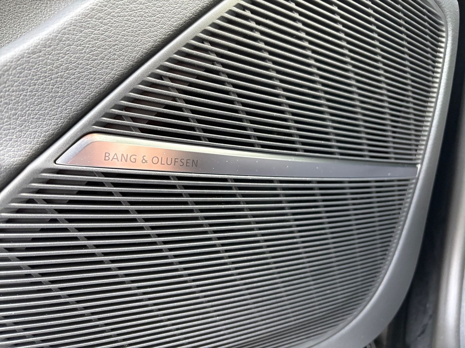 Audi RSQ8 - Bild 14