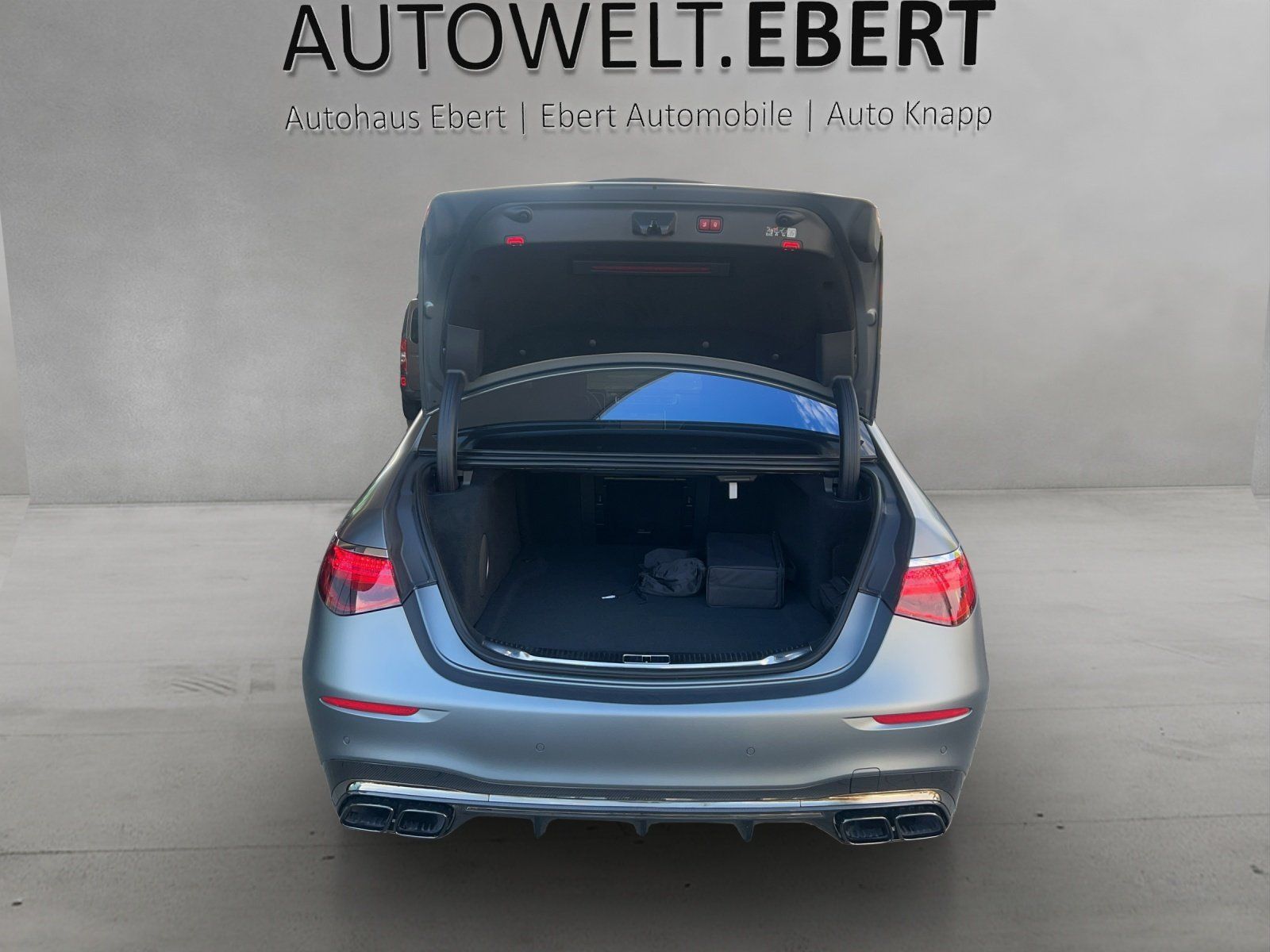 Fahrzeugabbildung Mercedes-Benz S63E Perf KERAMIK Drivers CARBON HighEndBurme TV