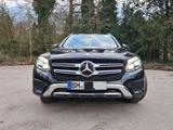Mercedes-Benz GLC 250 4MATIC Autom. - - schwarze Mercedes-Benz GLC 250
