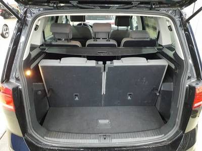 Touran 1.5 TSI DSG COMFORTLINE KAMERA+PDC+AHK+