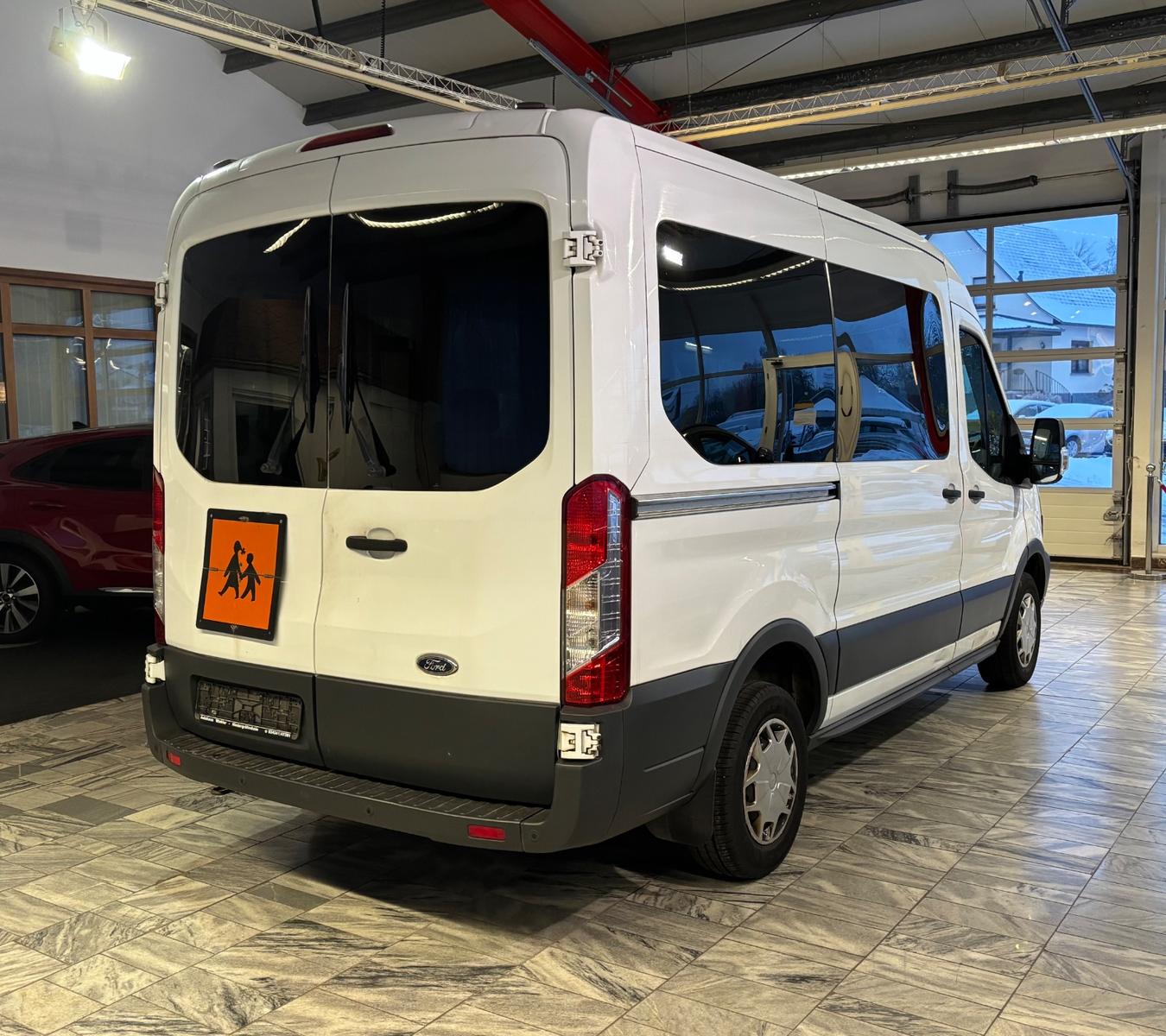 Ford Transit Kombi 310 L2 Trend 9 Sitzer Klima