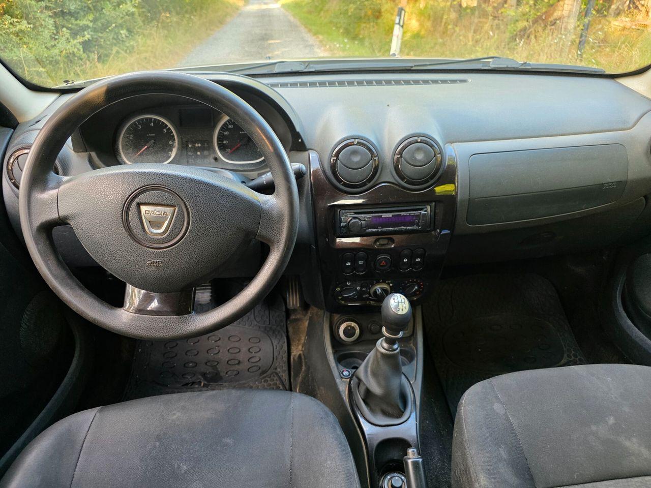 Dacia Duster 2012 — photo 12