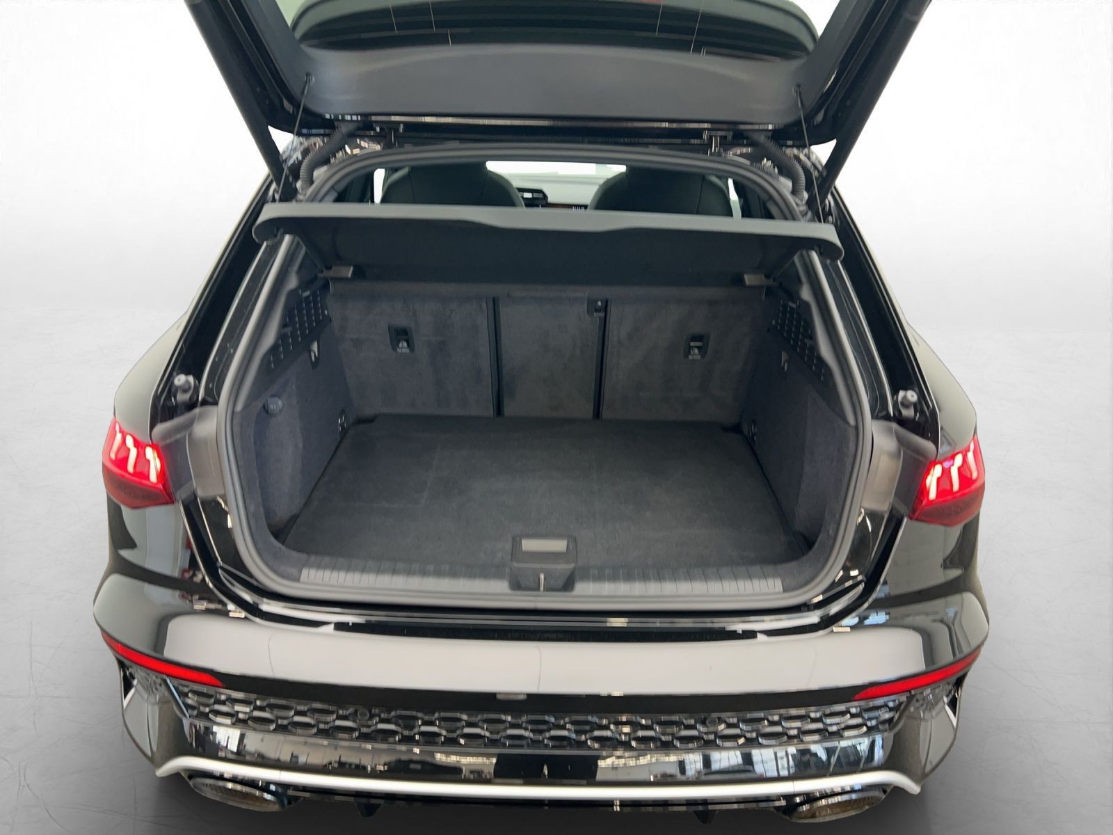 Audi RS3 - Bild 11