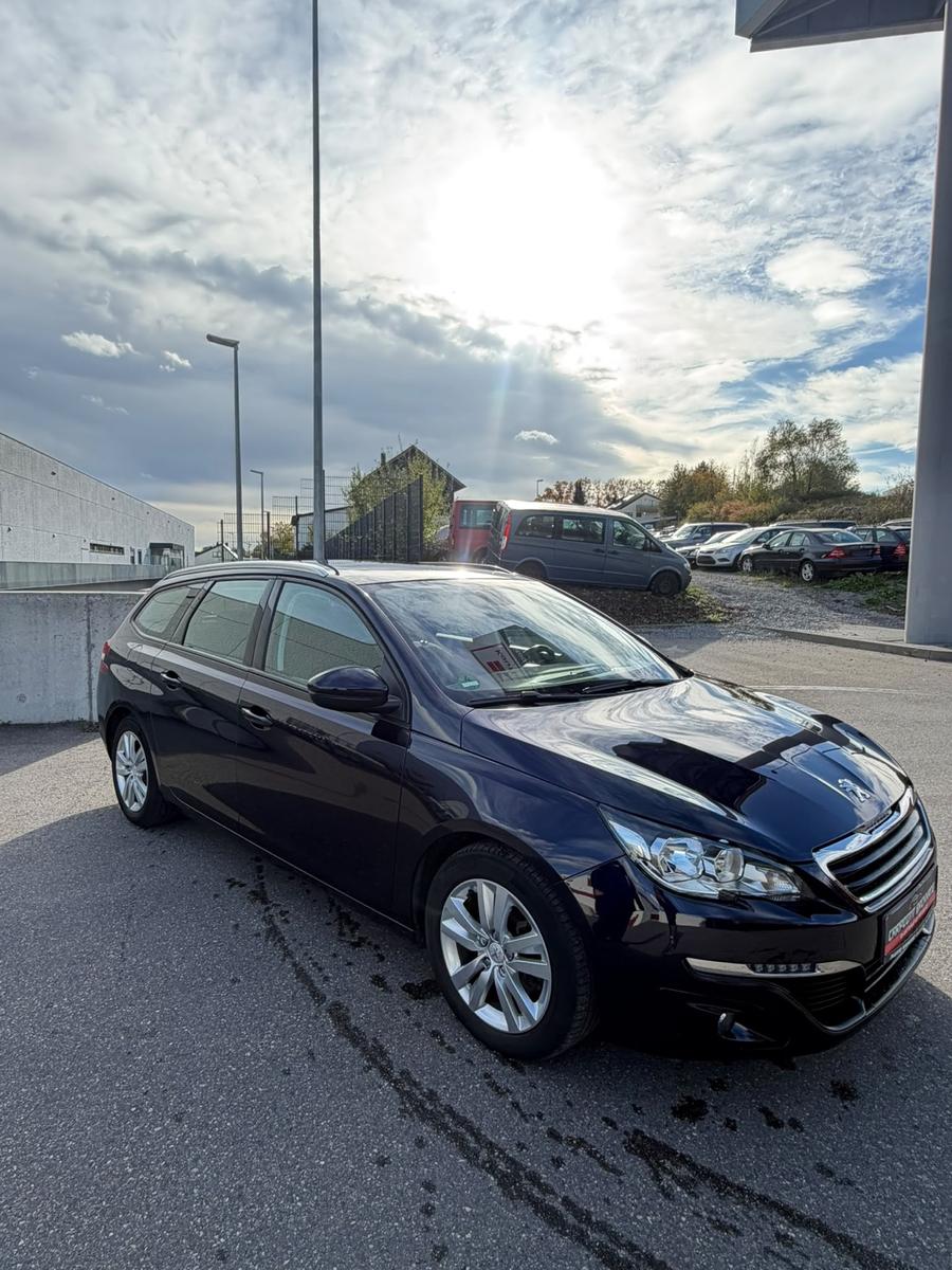 Peugeot 308 2015 — photo 11