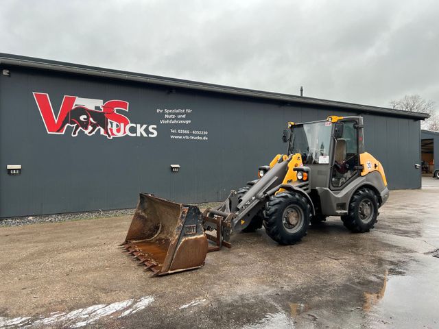 MECALAC AX700 inkl. Ladeschaufel & Gabel 46kW Bj. 2014