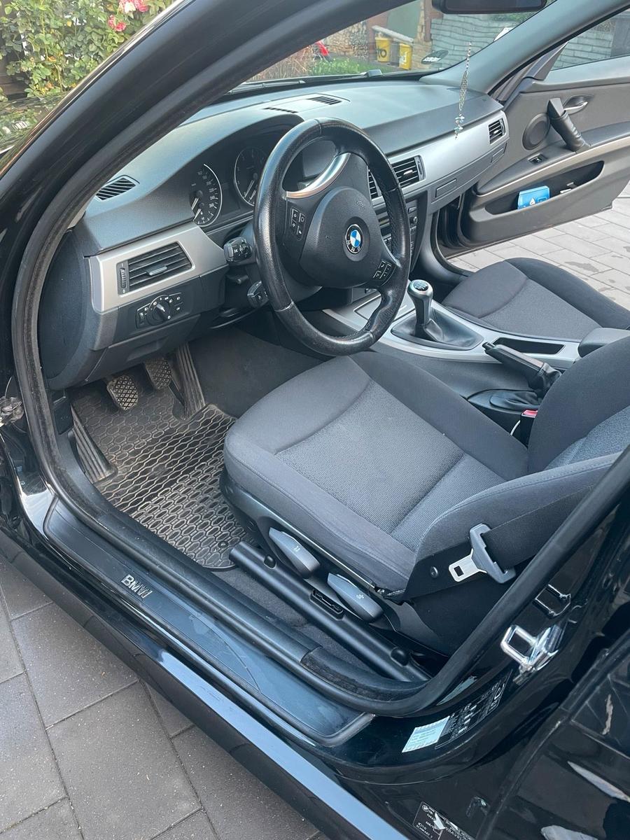 BMW 318 2007 — photo 9