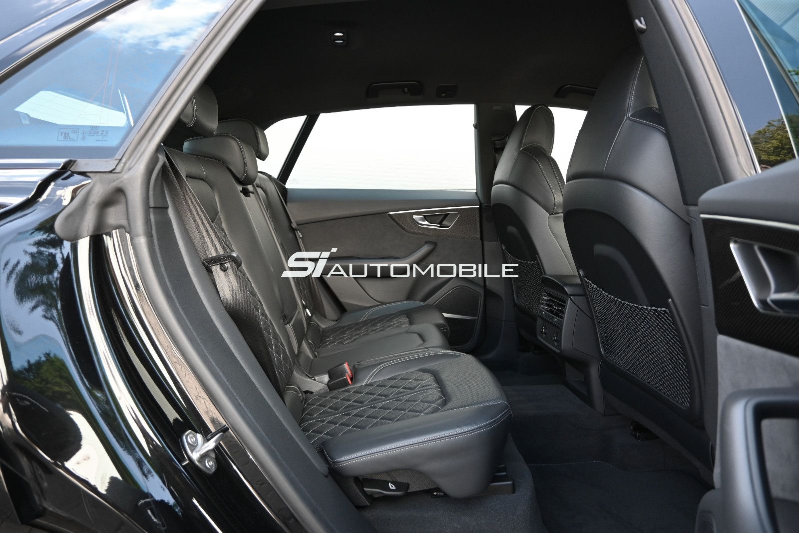 Fahrzeugabbildung Audi Q8 50 TDI qu S LINE COMPETITION PLUS °AHK°HUD°22