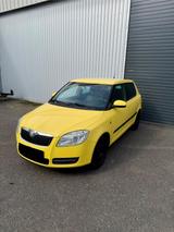 Skoda Fabia 1.2l 44 kW Ambiente Ambiente - Skoda Fabia: Gelb