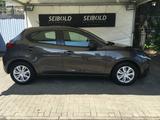 Mazda 2 /1.5 Center-Line/22Tkm/Klima/Sitzh/PDC/Allwet - Mazda 2 Gebrauchtwagen in Berlin