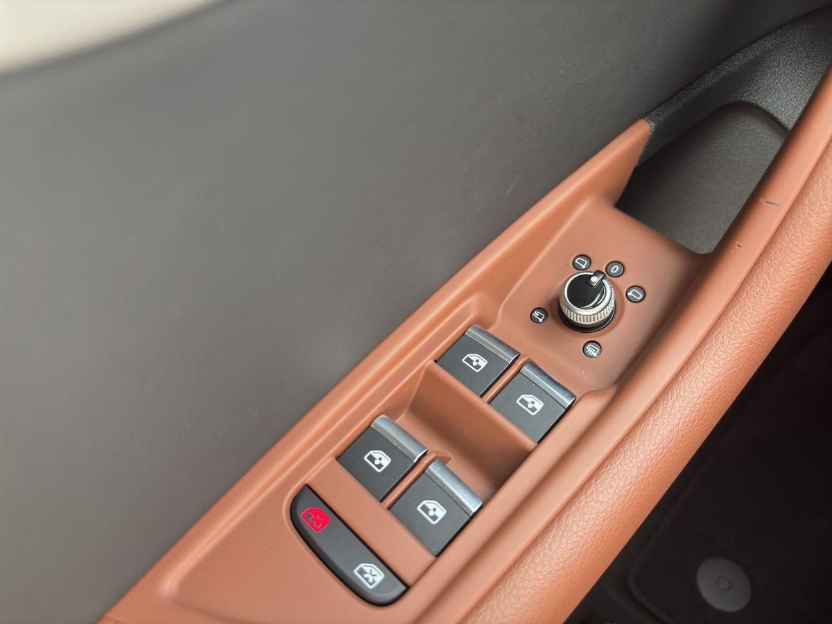 A4 Avant 2.0 TDI quattro AHK RFK ACC PANO LED NA