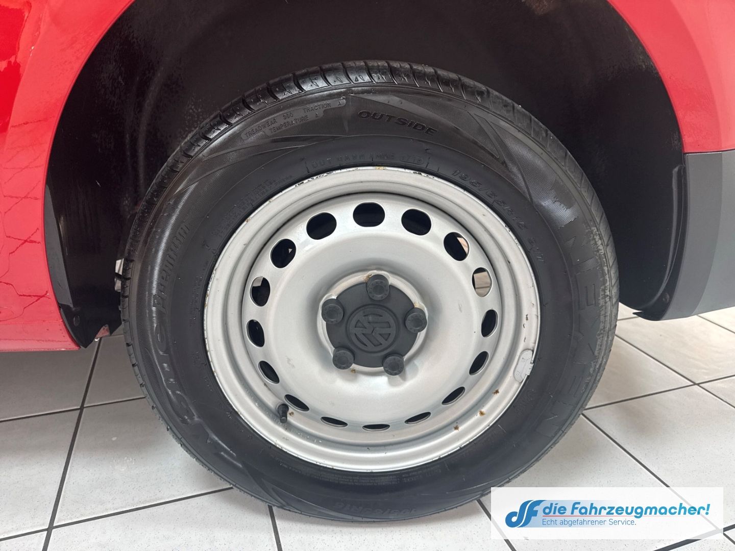 Fahrzeugabbildung Volkswagen Caddy Kasten 2.0 TDI DSG Klima PDC Berganfahrass