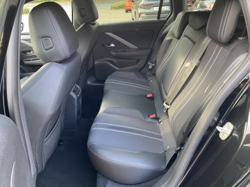 Bild 8 Opel Astra GS ST AT8/NAVI/SHZ+LHZ/PDC vo+hi+360Cam