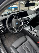 BMW 520e Touring  - BMW 520 mit Hybrid-Antrieb