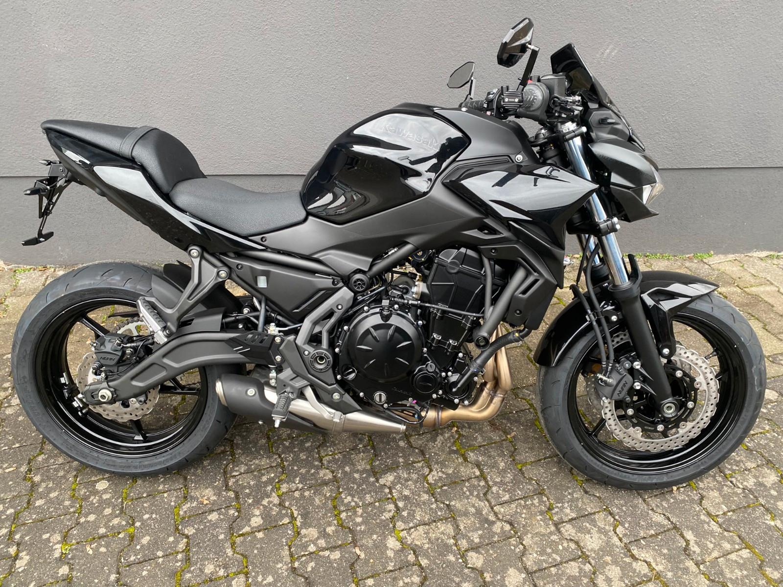 Kawasaki Z 650 Sondermodell Black Edition