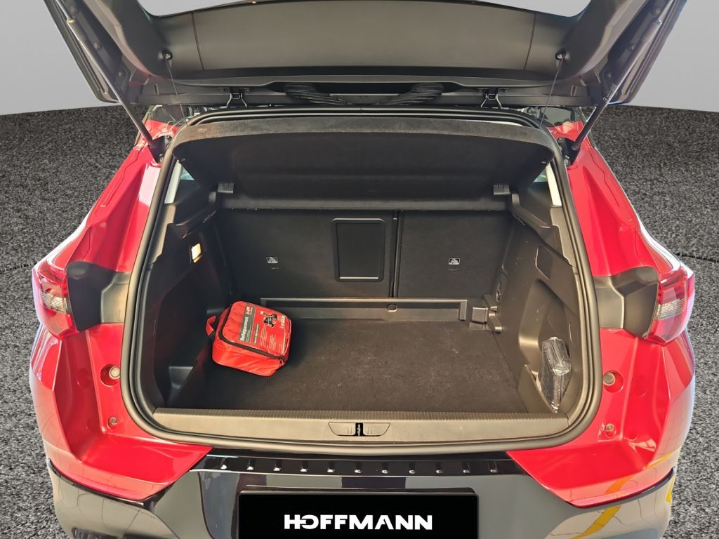 Fahrzeugabbildung Opel Grandland 1.2 DI GS, Navi, RFK, SHZ, LHZ,FSH