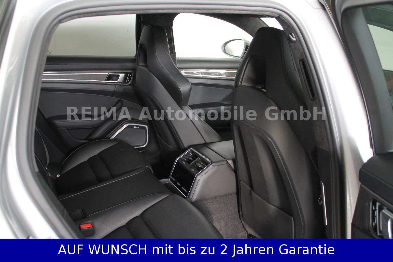 Fahrzeugabbildung Porsche Panamera Sport Turismo Turbo S E-Hybrid, Matrix