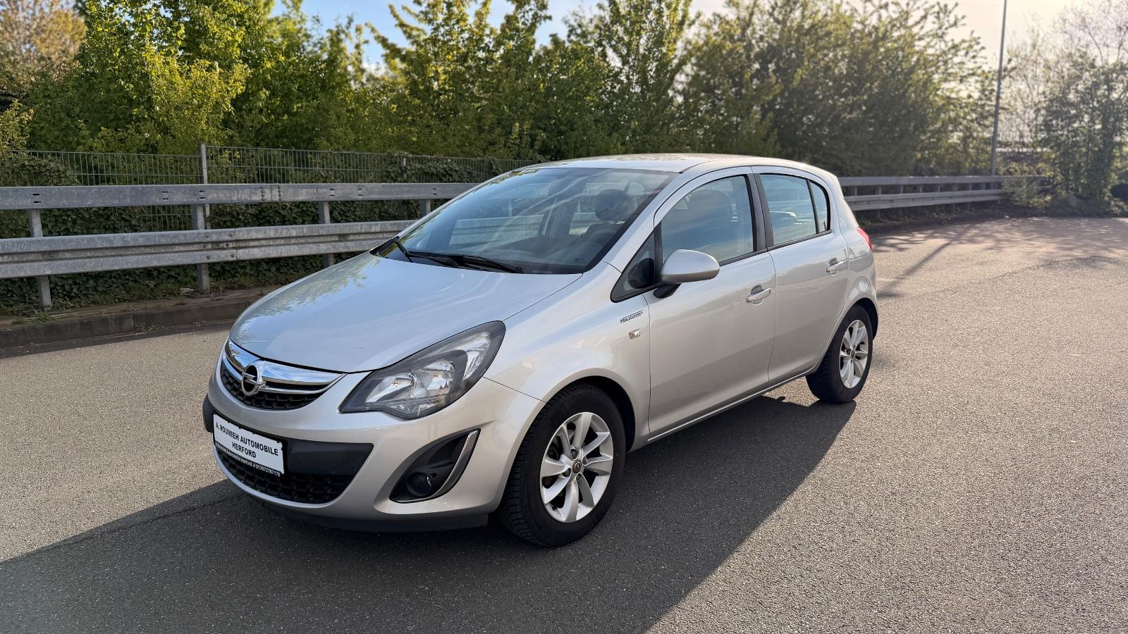 Opel Corsa D*Automatik*Steuerkette neu*TÜV*5 Türer