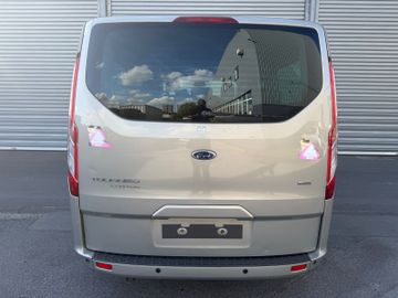Ford Tourneo Custom - 10
