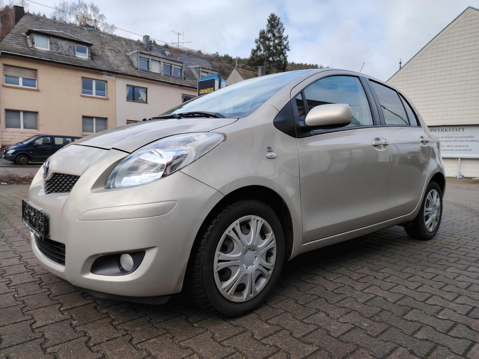 Toyota Yaris 1,33-l-Dual-VVT-i Automatik,TÜV/AU 09/2026