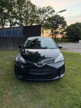 Toyota Yaris 1.0 - Toyota Yaris Gebrauchtwagen in Oldenburg