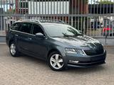 Skoda Octavia Combi Style VOLLLEDER MwSt incl. - Skoda Octavia mit CNG-Antrieb: Automatik
