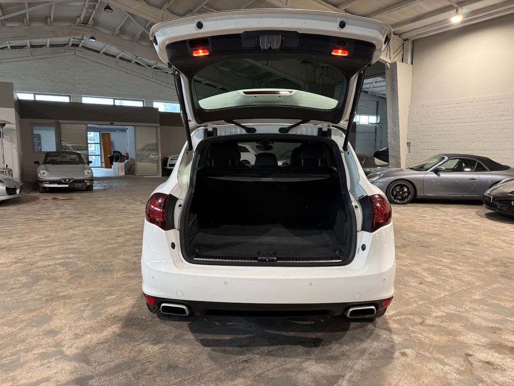 PORSCHE Cayenne V6, HU Neu! PORSCHE Cayenne V6, HU Neu!