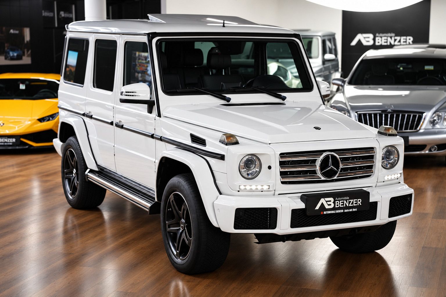 Fahrzeugabbildung Mercedes-Benz G 350 d*AMG*S-Dach*HarmanKardon*Memory*Sitzklima