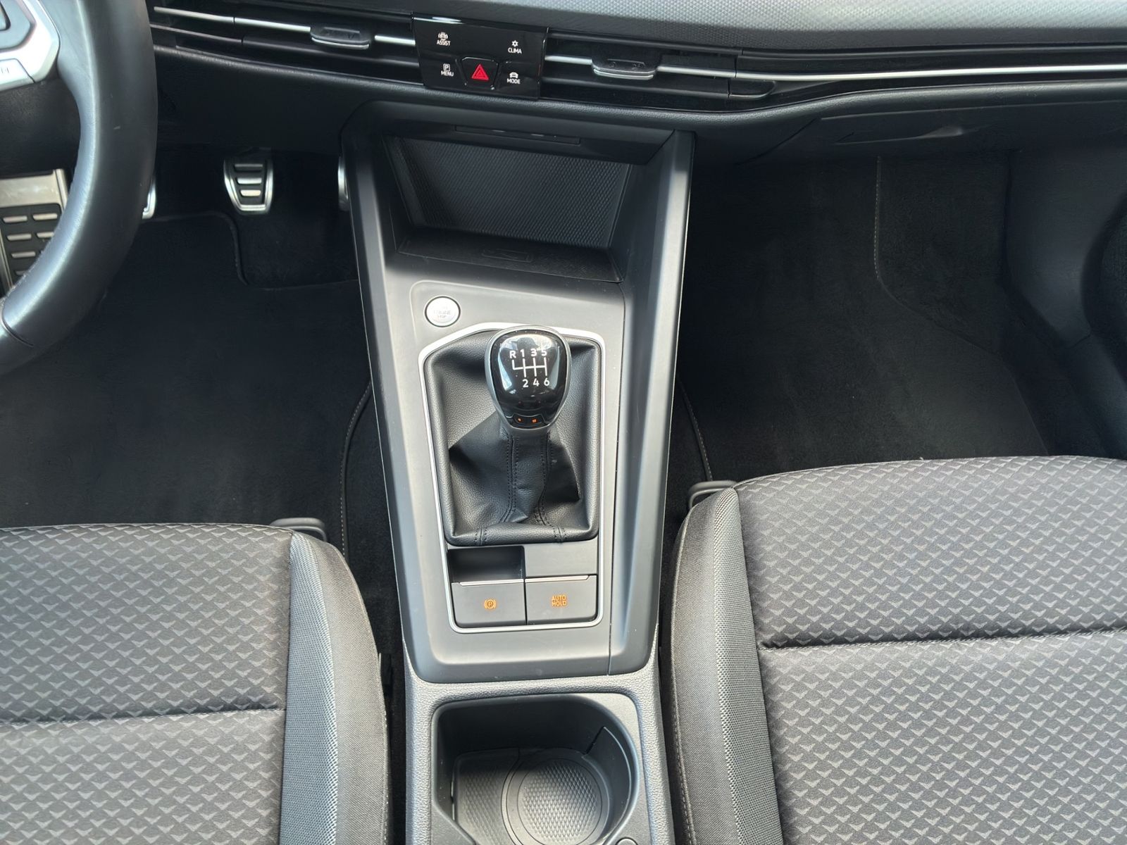 Golf VIII Variant 1.5 TSI "ACTIVE" *STDHZG*NAVI*