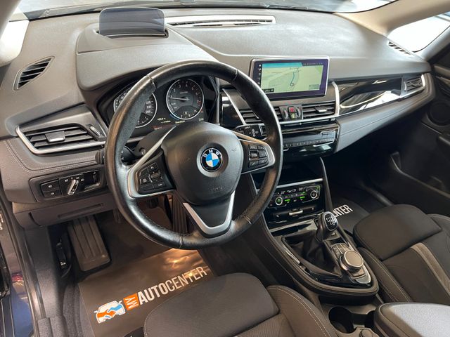 BMW 220i Tourer Sport Line *HUD*TÜV NEU*1.HAND*