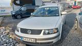 Volkswagen Passat Kombi 3bg 1.9 TDI TÜV 08/27 - Volkswagen Passat aus 1999: TDI