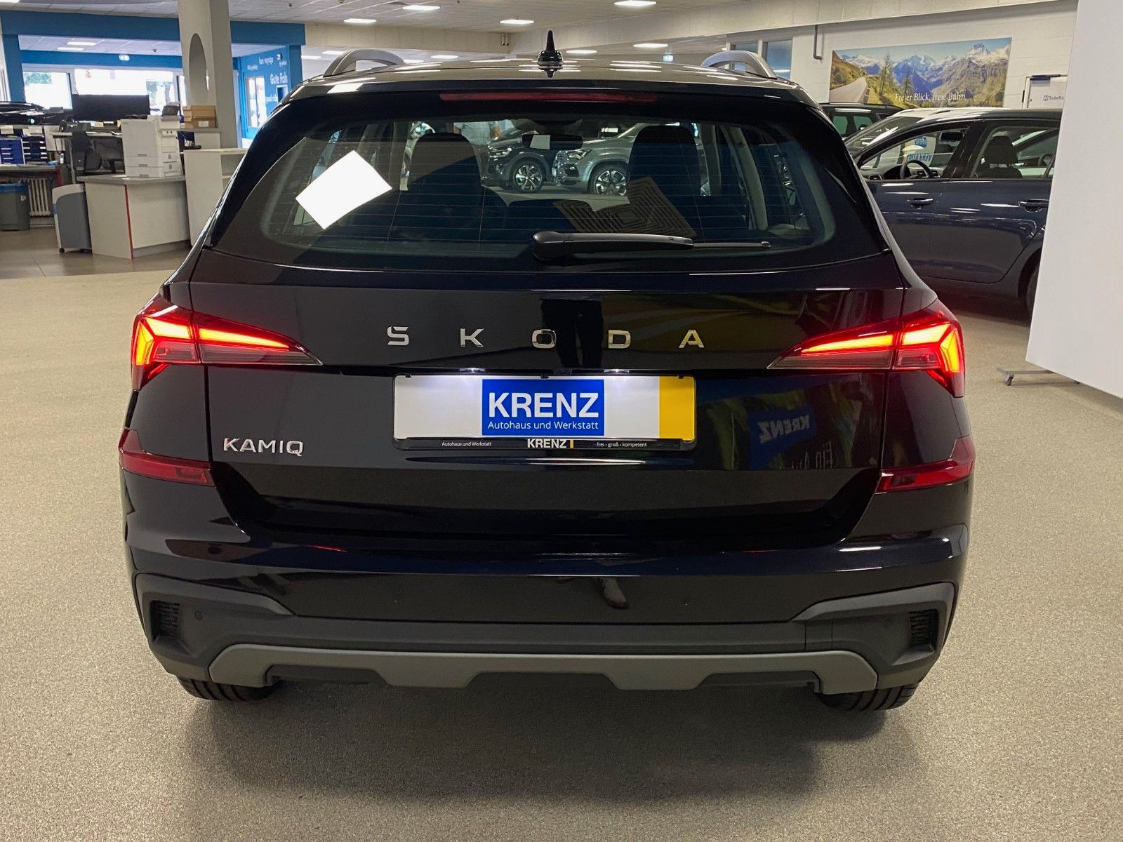 Fahrzeugabbildung SKODA Kamiq 1.0 TSI DSG Selection+KAMERA+PDC+16"Alu+BC