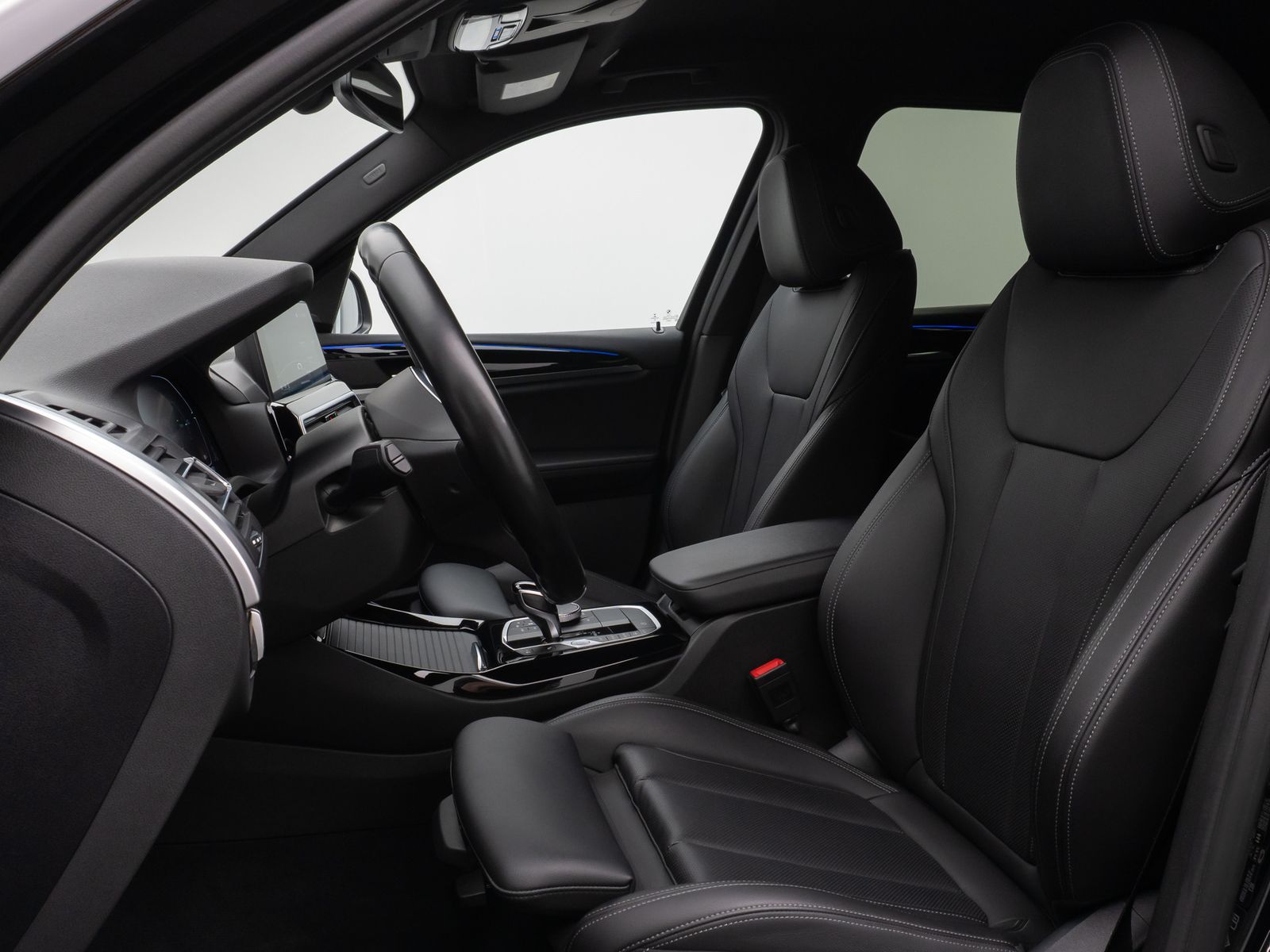 Fahrzeugabbildung BMW X3 xD20d Kamera DAB H/K M Sportfahrwerk 19Zoll