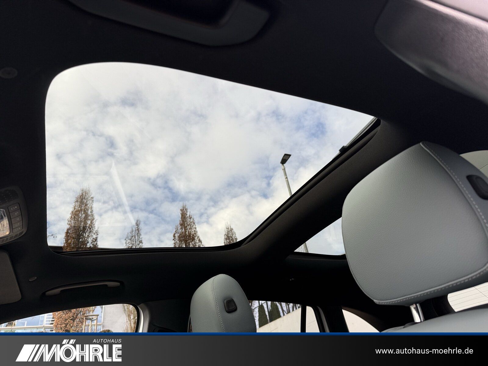 Mercedes-Benz GLA 180 AMG Line Night-Paket 360° Pano-SHDKlima foto 11